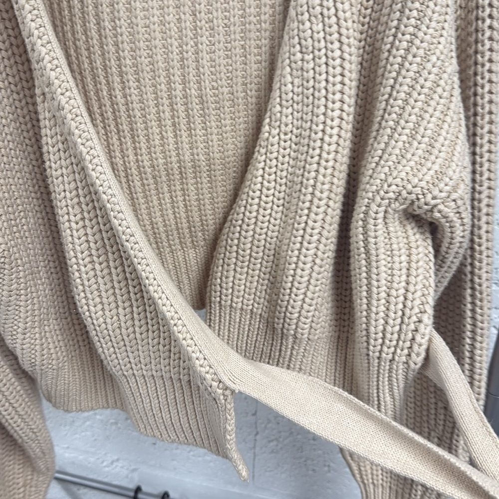 Beige Knit Wrap Sweater - OSCAR - Medium - Open Long Sleeve NEVER Worn - Warm - Picture 4 of 5